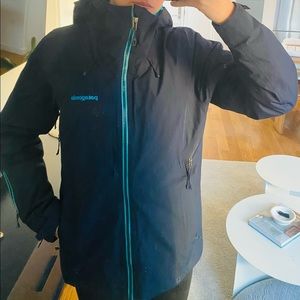 Patagonia Women’s Insulated Navy Ski Jacket